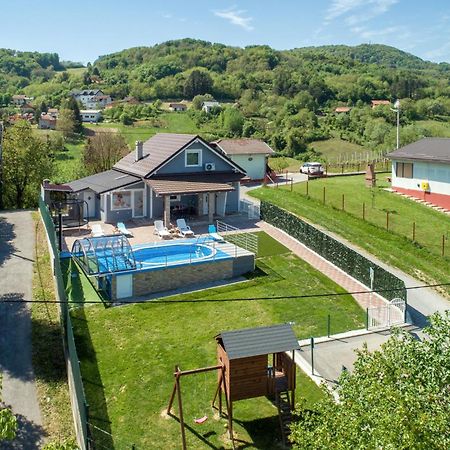 Vila Cvetkova Hiza Sa Jacuzzijem Tuheljske Toplice Exteriér fotografie