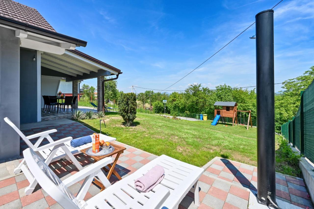 Vila Cvetkova Hiza Sa Jacuzzijem Tuheljske Toplice Exteriér fotografie